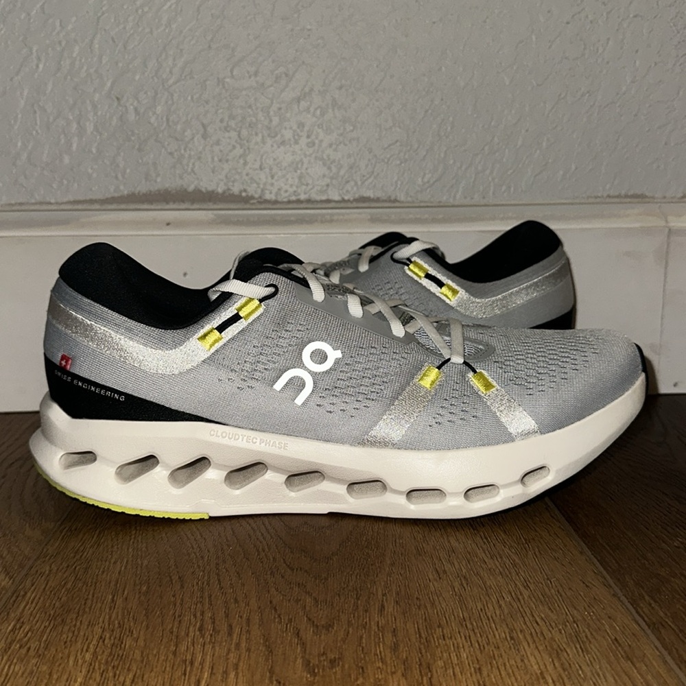 Men’s On Cloudsurfer 2